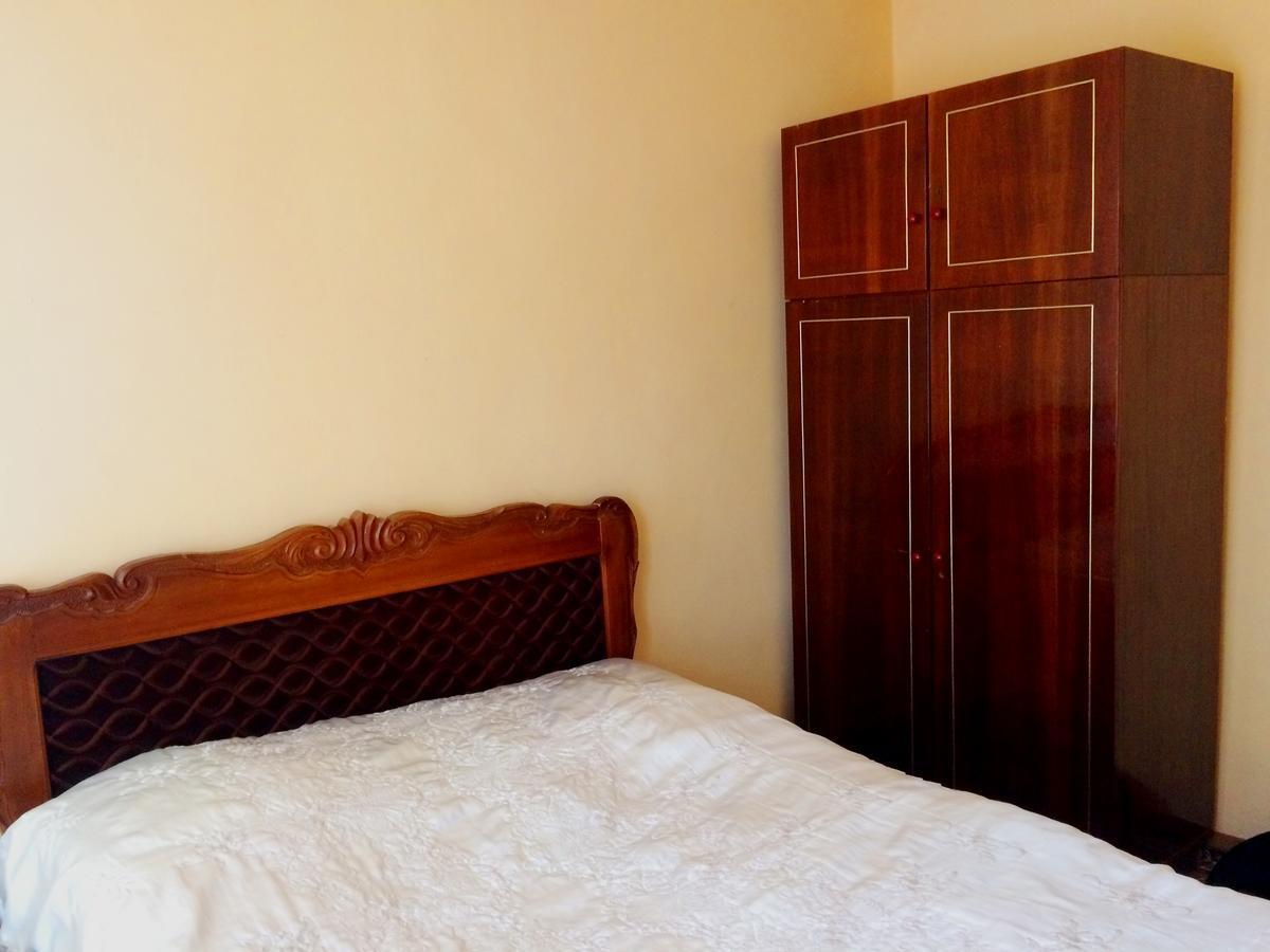 Parisis B&B In Alaverdi Exterior foto