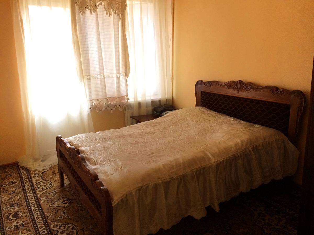 Parisis B&B In Alaverdi Exterior foto