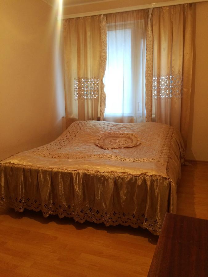 Parisis B&B In Alaverdi Exterior foto